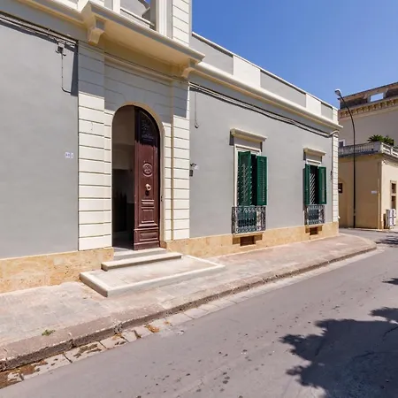 Apartamento Domus Perrone Liberty Flat